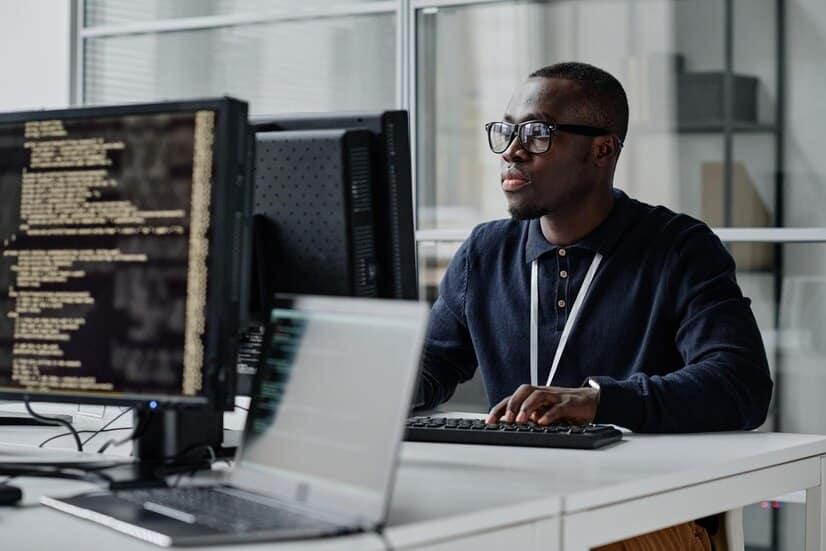 developer-working-with-new-program_249974-15581